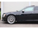 2015 Chrysler 300 300C Luxury+ Black Sedan for sale, Japanese used car export - photo 44 of 59 | GULJI TRADERS