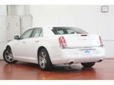 2015 Chrysler 300 Limited Pearl Sedan for sale, Japanese used car export - photo 7 of 50 | GULJI TRADERS