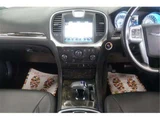 2015 Chrysler 300 Limited Pearl Sedan for sale, Japanese used car export - photo 10 of 50 | GULJI TRADERS