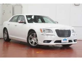 2015 Chrysler 300 Limited Pearl Sedan for sale, Japanese used car export - photo 3 of 24 | GULJI TRADERS