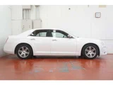 2015 Chrysler 300 Limited Pearl Sedan for sale, Japanese used car export - photo 4 of 24 | GULJI TRADERS