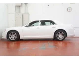 2015 Chrysler 300 Limited Pearl Sedan for sale, Japanese used car export - photo 8 of 24 | GULJI TRADERS