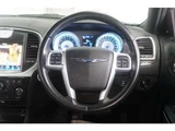 2015 Chrysler 300 Limited Pearl Sedan for sale, Japanese used car export - photo 14 of 24 | GULJI TRADERS