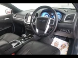 2015 Chrysler 300 Limited Pearl Sedan for sale, Japanese used car export - photo 16 of 24 | GULJI TRADERS