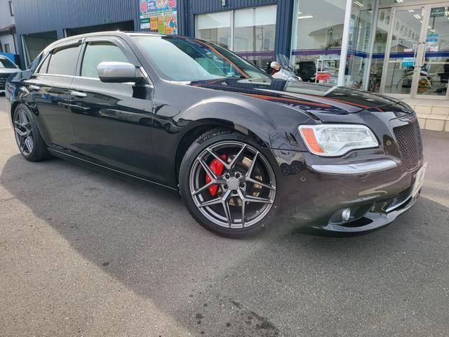 2015 Chrysler 300 300C Luxury Black Sedan for sale, Japanese used car export | GULJI TRADERS