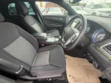 2015 Chrysler 300 300 Limited White Sedan for sale, Japanese used car export - photo 5 of 8 | GULJI TRADERS