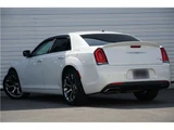 2016 Chrysler 300 300S White Sedan for sale, Japanese used car export - photo 4 of 24 | GULJI TRADERS