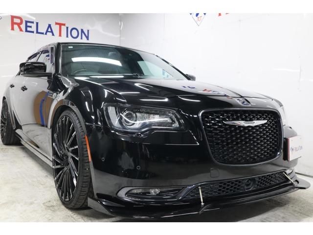 2016 Chrysler 300 300S Black Sedan for sale, Japanese used car export - photo 1 of 9 | GULJI TRADERS