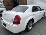 2006 Chrysler 300C 5.7 HEMI Sedan for sale, Japanese used car export - photo 8 of 69 | GULJI TRADERS