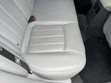 2006 Chrysler 300C 5.7 HEMI Sedan for sale, Japanese used car export - photo 38 of 69 | GULJI TRADERS