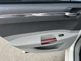 2006 Chrysler 300C 5.7 HEMI Sedan for sale, Japanese used car export - photo 53 of 69 | GULJI TRADERS