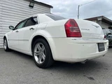 2006 Chrysler 300C 5.7 HEMI Sedan for sale, Japanese used car export - photo 66 of 69 | GULJI TRADERS
