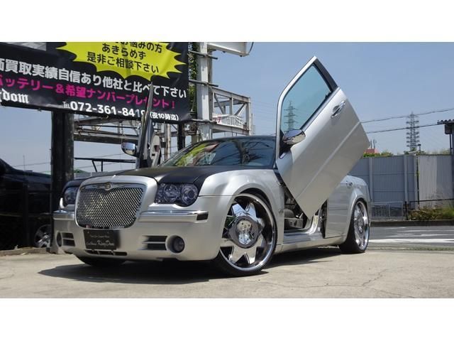 2006 Chrysler 300C 5.7HEMI Sedan for sale, Japanese used car export | GULJI TRADERS