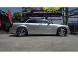 2006 Chrysler 300C 5.7HEMI Sedan for sale, Japanese used car export - photo 4 of 9 | GULJI TRADERS