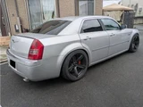 2007 Chrysler 300C 5.7 HEMI Sedan for sale, Japanese used car export - photo 4 of 13 | GULJI TRADERS