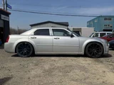 2010 Chrysler 300C 3.5 Sedan for sale, Japanese used car export - photo 11 of 32 | GULJI TRADERS