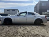 2010 Chrysler 300C 3.5 Sedan for sale, Japanese used car export - photo 19 of 32 | GULJI TRADERS