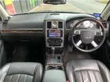 2011 Chrysler 300C 3.5 Sedan for sale, Japanese used car export - photo 24 of 52 | GULJI TRADERS