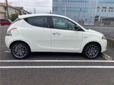 2013 Chrysler Ypsilon Sedan for sale, Japanese used car export - photo 9 of 21 | GULJI TRADERS