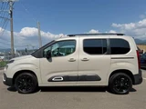2022 Citroen Berlingo 1.5d SHINE BlueHDi Van for sale, Japanese used car export - photo 9 of 30 | GULJI TRADERS