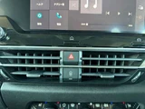 2025 Citroen C4 Hybrid Sedan for sale, Japanese used car export - photo 30 of 65 | GULJI TRADERS