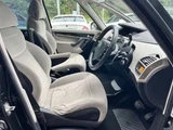 2008 Citroen C4 Picasso Sedan for sale, Japanese used car export - photo 15 of 69 | GULJI TRADERS