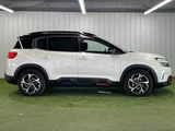 2020 Citroen C5 SHINE Sedan for sale, Japanese used car export - photo 18 of 20 | GULJI TRADERS