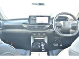 2025 Citroen C5 X Hybrid Sedan for sale, Japanese used car export - photo 23 of 32 | GULJI TRADERS