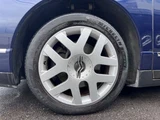 2007 Citroen C6 Sedan for sale, Japanese used car export - photo 41 of 58 | GULJI TRADERS