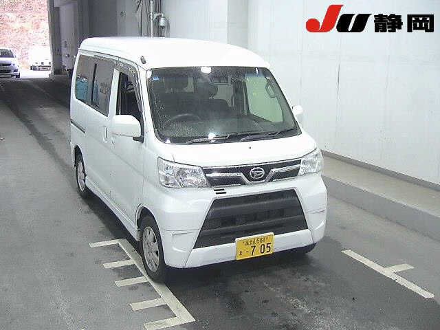 2018 Daihatsu Atrai 4WD SA III Van for sale, Japanese used car export - photo 1 of 9 | GULJI TRADERS