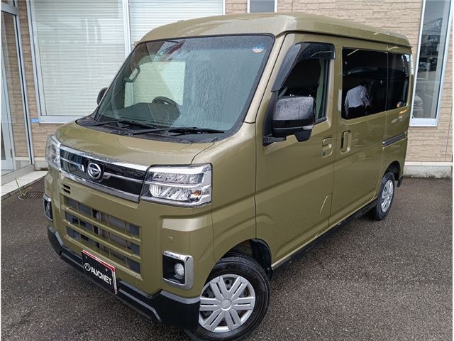2023 Daihatsu Atrai RS - photo 1 2023 Daihatsu Atrai RS Green Van for sale, Japanese used car export - photo 1 of 17 | GULJI TRADERS