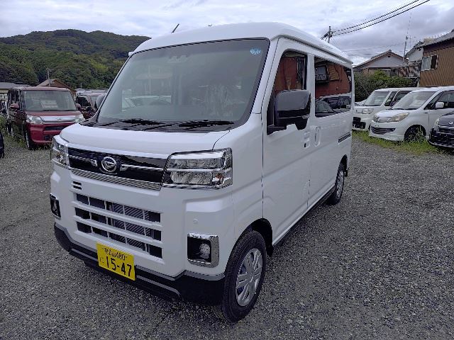 2026 Daihatsu Atrai Sliding Headlights - photo 1 2026 Daihatsu Atrai Sliding Headlights Pearl Van for sale, Japanese used car export | GULJI TRADERS