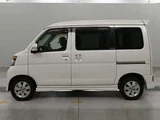 2013 Daihatsu Atrai Wagon Turbo 4WD Van for sale, Japanese used car export - photo 4 of 12 | GULJI TRADERS