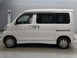2017 Daihatsu Atrai Wagon Turbo Van for sale, Japanese used car export - photo 5 of 15 | GULJI TRADERS