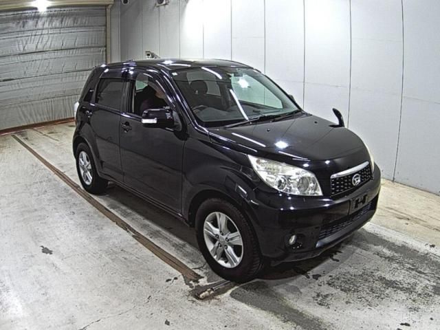 2010 Daihatsu Bego CX - photo 1 2010 Daihatsu Bego CX Sedan for sale, Japanese used car export - photo 1 of 3 | GULJI TRADERS