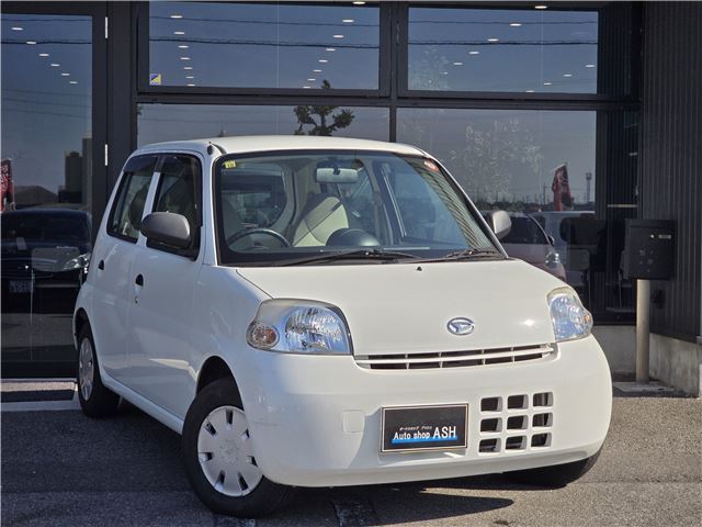 2008 Daihatsu Esse - photo 1 2008 Daihatsu Esse Sedan for sale, Japanese used car export | GULJI TRADERS