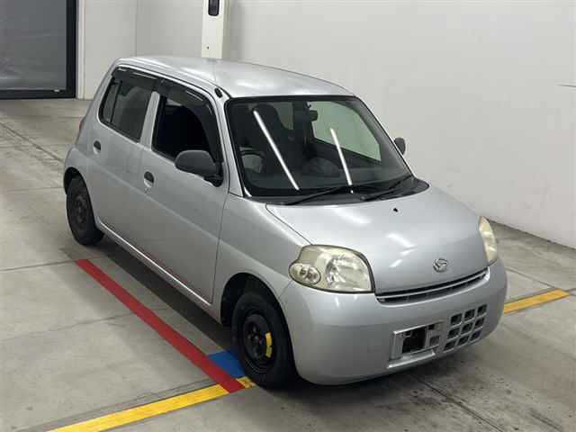 2009 Daihatsu Esse D Sedan for sale, Japanese used car export - photo 1 of 7 | GULJI TRADERS