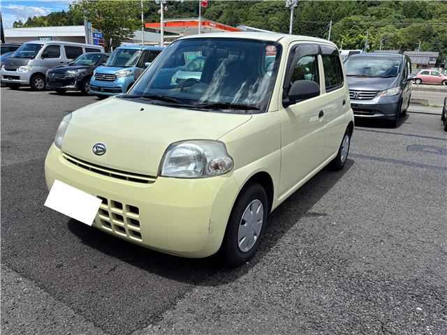 2010 Daihatsu Esse Sedan for sale, Japanese used car export - photo 1 of 12 | GULJI TRADERS