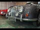 2008 Daimler 1967 V8 1967 V8 Gray Sedan for sale, Japanese used car export - photo 13 of 17 | GULJI TRADERS