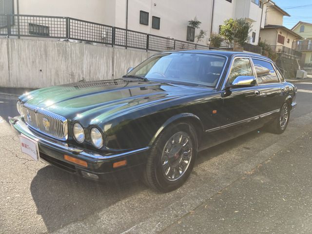 1997 Daimler Majestic V12 Majestic V12 Green Sedan for sale, Japanese used car export - photo 1 of 50 | GULJI TRADERS