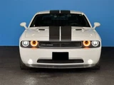 2014 Dodge Challenger SE White Coupe for sale, Japanese used car export - photo 3 of 30 | GULJI TRADERS