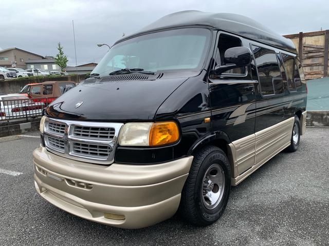2000 Dodge VAN - photo 1 2000 Dodge VAN Van for sale, Japanese used car export - photo 1 of 9 | GULJI TRADERS