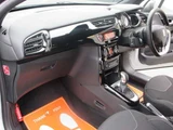 2016 DS 3 Chic DS LED Vision Package Other Sedan for sale, Japanese used car export - photo 14 of 41 | GULJI TRADERS