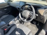 2019 DS 3 Crossback Grand Chic Red Sedan for sale, Japanese used car export - photo 17 of 30 | GULJI TRADERS