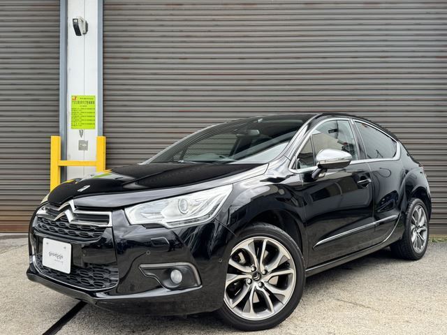 2014 DS 4 Sport - photo 1 2014 DS 4 Sport Sedan for sale, Japanese used car export - photo 1 of 66 | GULJI TRADERS