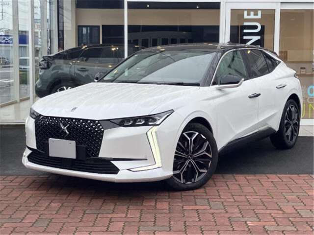 2026 DS 4 Sedan for sale, Japanese used car export - photo 1 of 21 | GULJI TRADERS