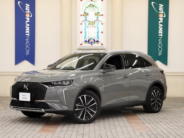 2024 DS 7 - photo 1 2024 DS 7 Sedan for sale, Japanese used car export - photo 1 of 9 | GULJI TRADERS