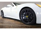 2009 Ferrari California F1 DCT Sedan for sale, Japanese used car export - photo 17 of 77 | GULJI TRADERS