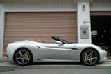 2011 Ferrari California Sedan for sale, Japanese used car export - photo 13 of 30 | GULJI TRADERS