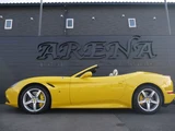 2015 Ferrari California T F1 DCT Sedan for sale, Japanese used car export - photo 3 of 33 | GULJI TRADERS